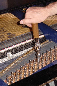 St&auml;mning av flygel